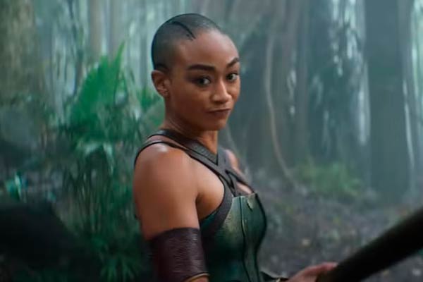 Jade aus Mortal Kombat II