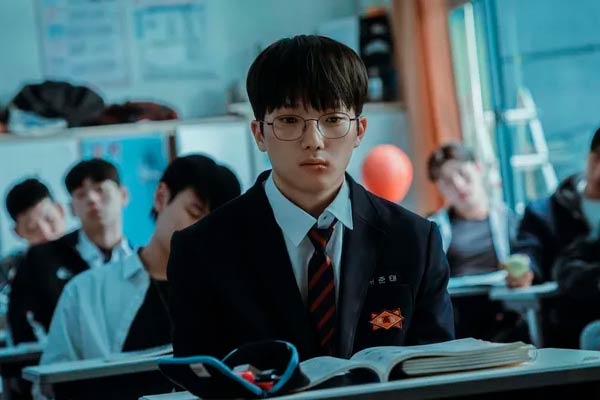 Seo Jun-tae in Weak Hero