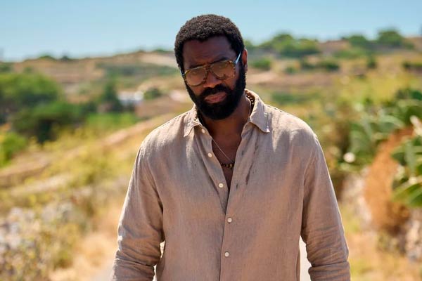Solomon en Two Weeks in August