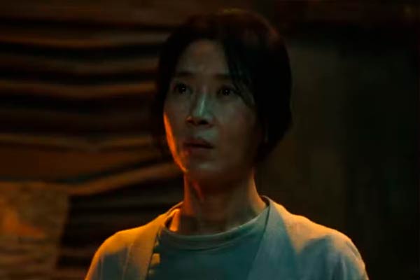 Cha Jin-ok in Sweet Home