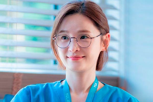 Chae Song Hwa in Hospital Playlist