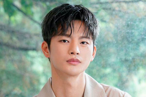Kim Sa Ram in Doom at Your Service