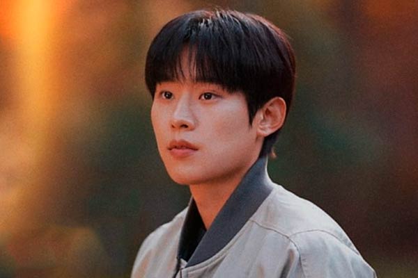 Kim Ji Ung in Our Beloved Summer