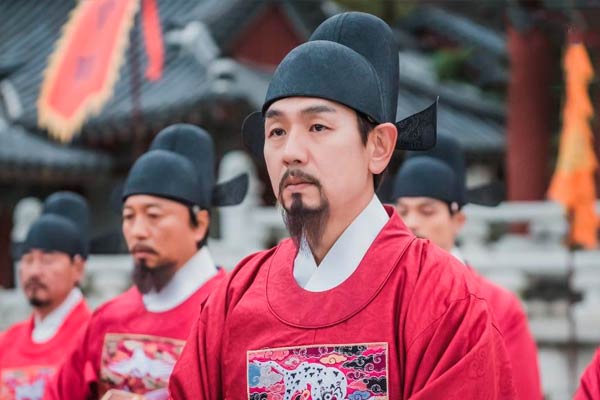 Kim Jwa Geun in Mr. Queen