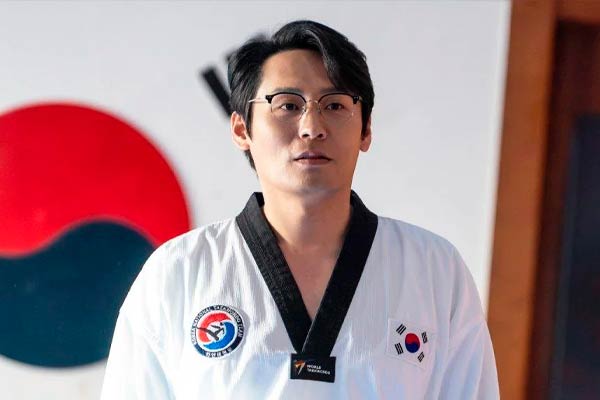 Seong Han-soo in Agent Kim Reactivated