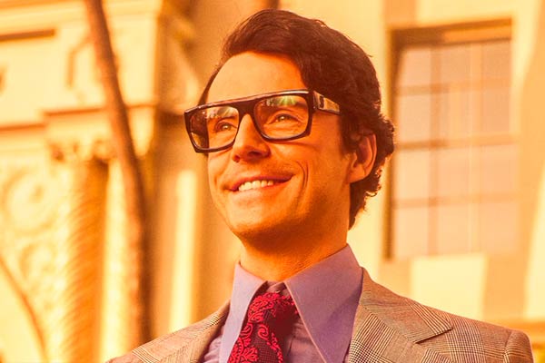 Robert Evans in The Offer