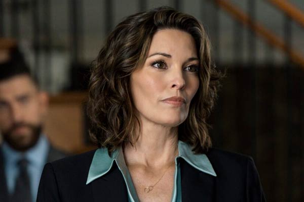 FBI SAC Isobel Castille in FBI