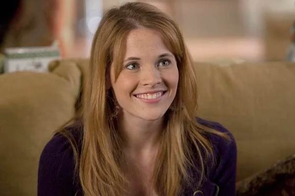 Daphne Vasquez in Switched at Birth