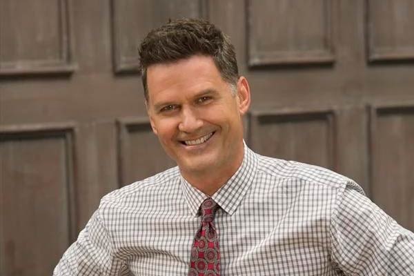John Kennish in Switched at Birth