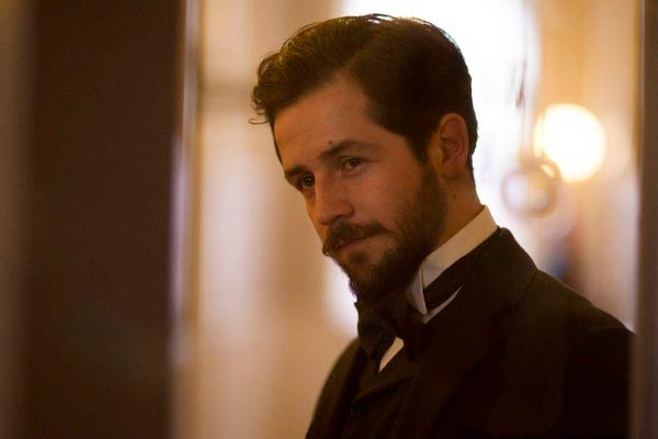 Dr. Bertie Chickering Jr. in The Knick