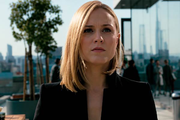 Liz Schaffer en The Shards