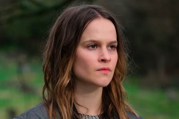 Victoria Burkeman in The Crow Girl