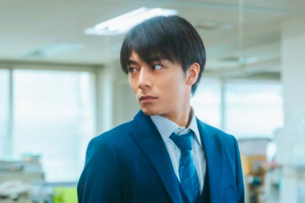 Shiono Shu en Duty First, Kiss Later