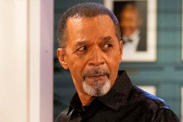 Vernon Dupree in Beyond the Gates