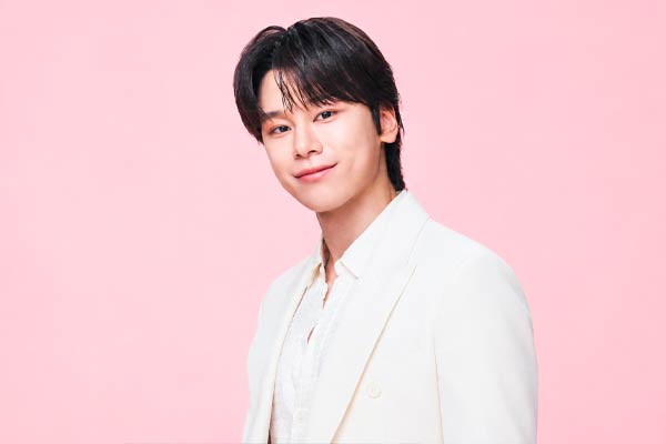 Lee Chan in My Bias, My Boss