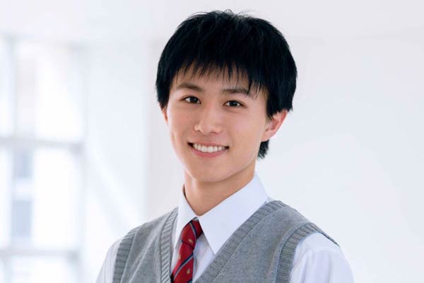 Matsuno Shota in Popular Serizawa Acts Weird around Me