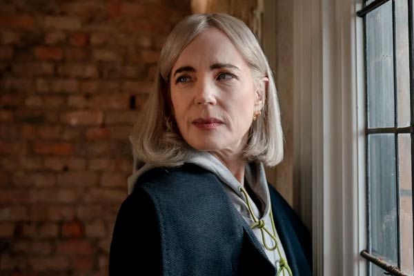 Helen dans Talamasca: The Secret Order