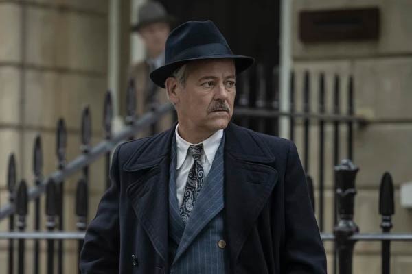 Colonel Reggie Winters dans Bookish