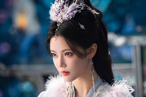 Fairy Yun Xiao in Pull Strings