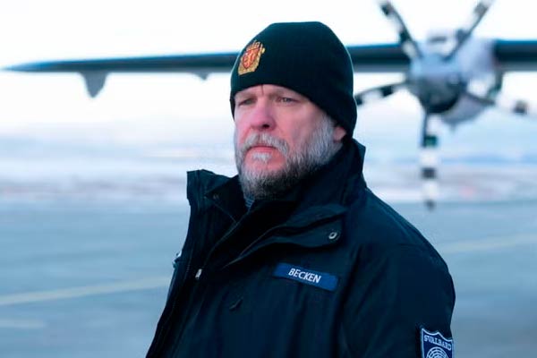 Henrik Becken in Vigil