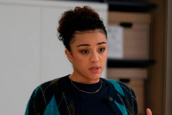 Holly Mitchell in Vigil