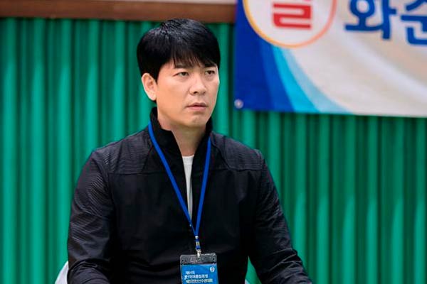 Yoon Hyeon-jong in Racket Boys